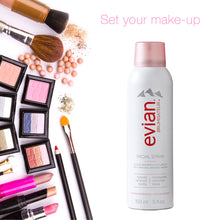 Cargar imagen en el visor de la galería, Evian Agua Termal 150 ml con maquillaje