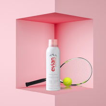 Cargar imagen en el visor de la galería, Evian Agua Termal 150 ml con raqueta de tenis