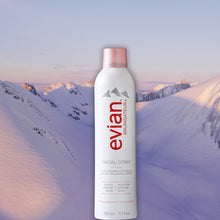 Cargar imagen en el visor de la galería, Evian Agua Termal 300 ml en los Alpes